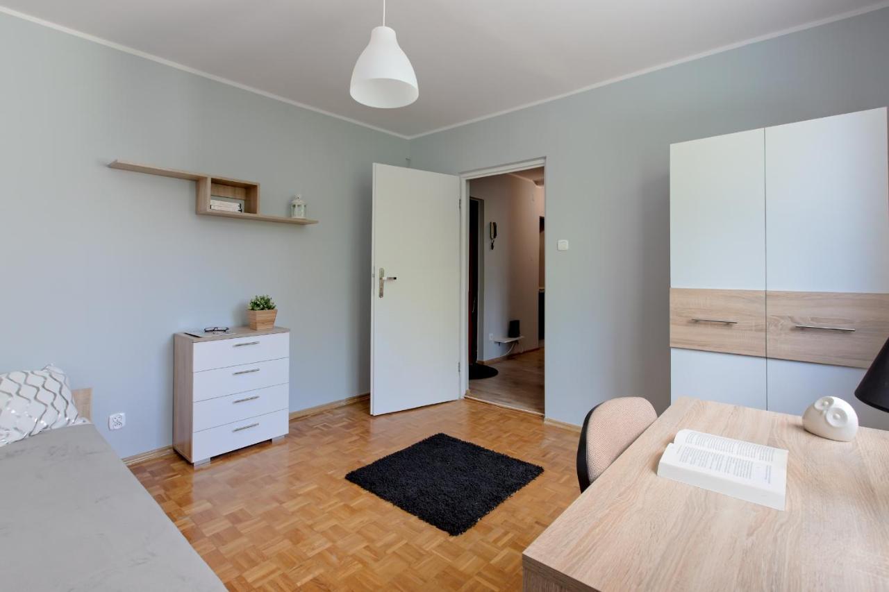 Krzywon 8 Rooms Varsavia Esterno foto