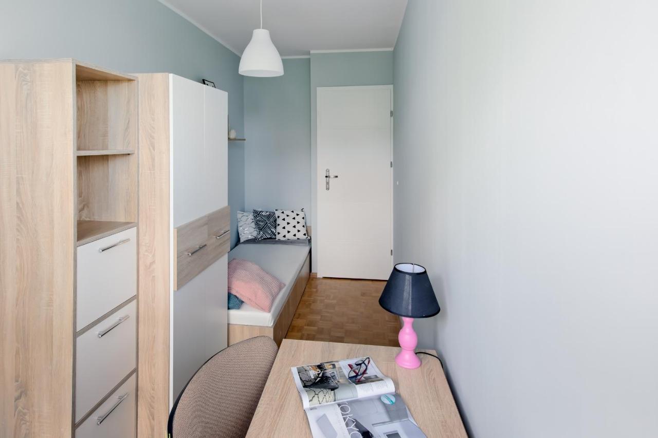 Krzywon 8 Rooms Varsavia Esterno foto